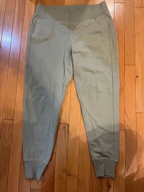 Columbia light green sweatpants joggers